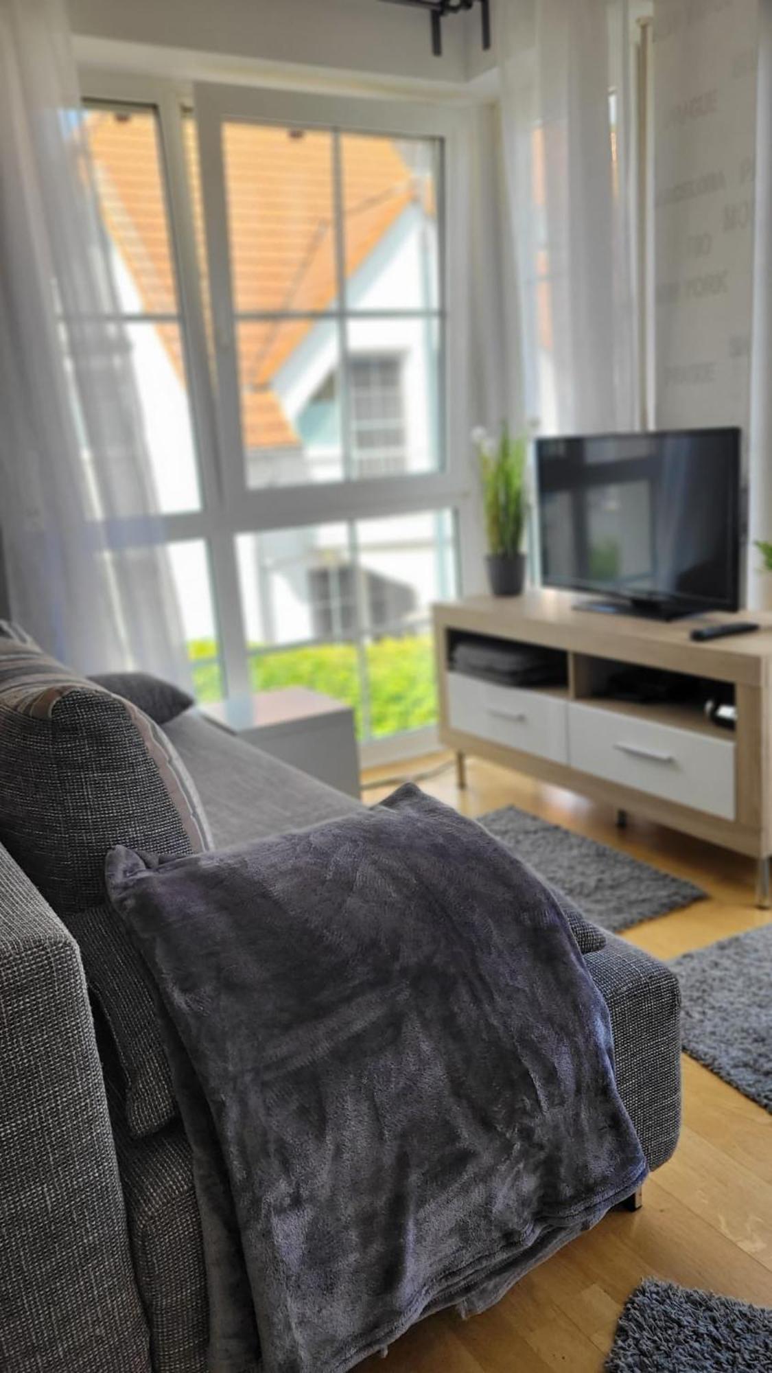 Berlin-Oase - Schnuckelige Ferienwohnung An Der Grenze Zu Berlin Schönefeld Eksteriør billede